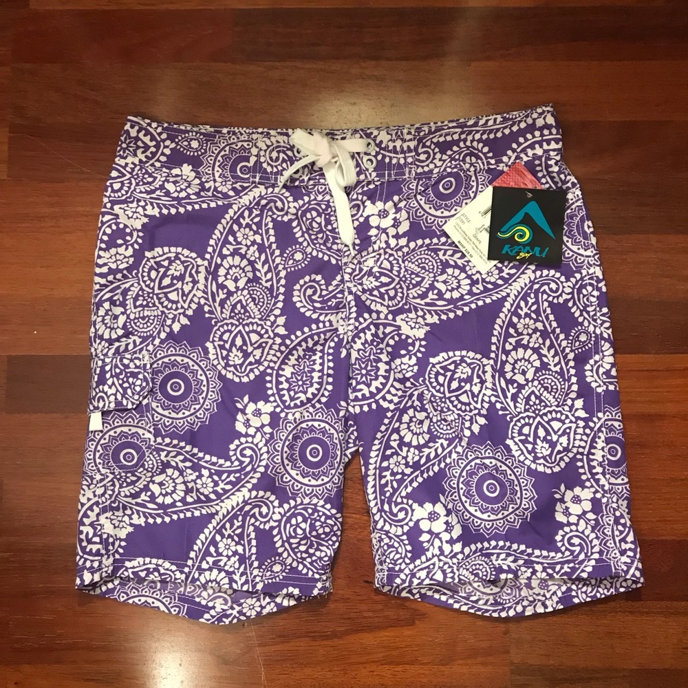 Women’s Kanu Surf Shorts, size 8, NWT